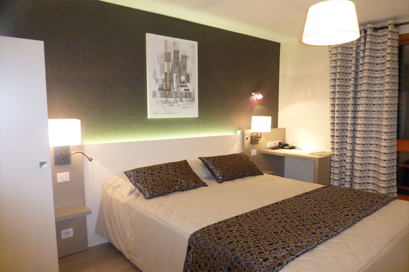 Standard-Doppelzimmer des Hotel-Restaurants Le Bourguignon-21310 Bèze cote d'Ord-Burgund